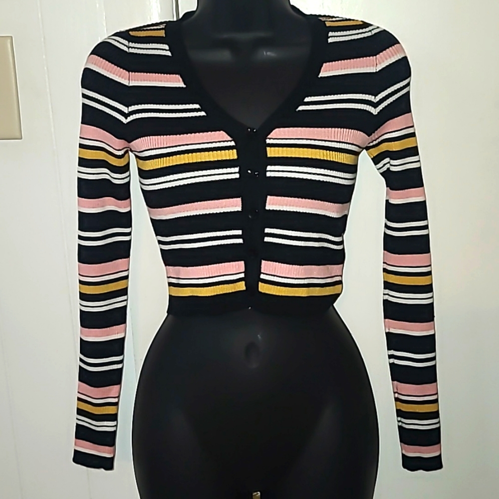 NWOT cropped cardigan sweater